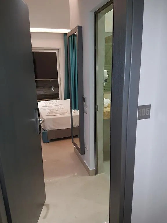 Hotel Delfini Sarandë